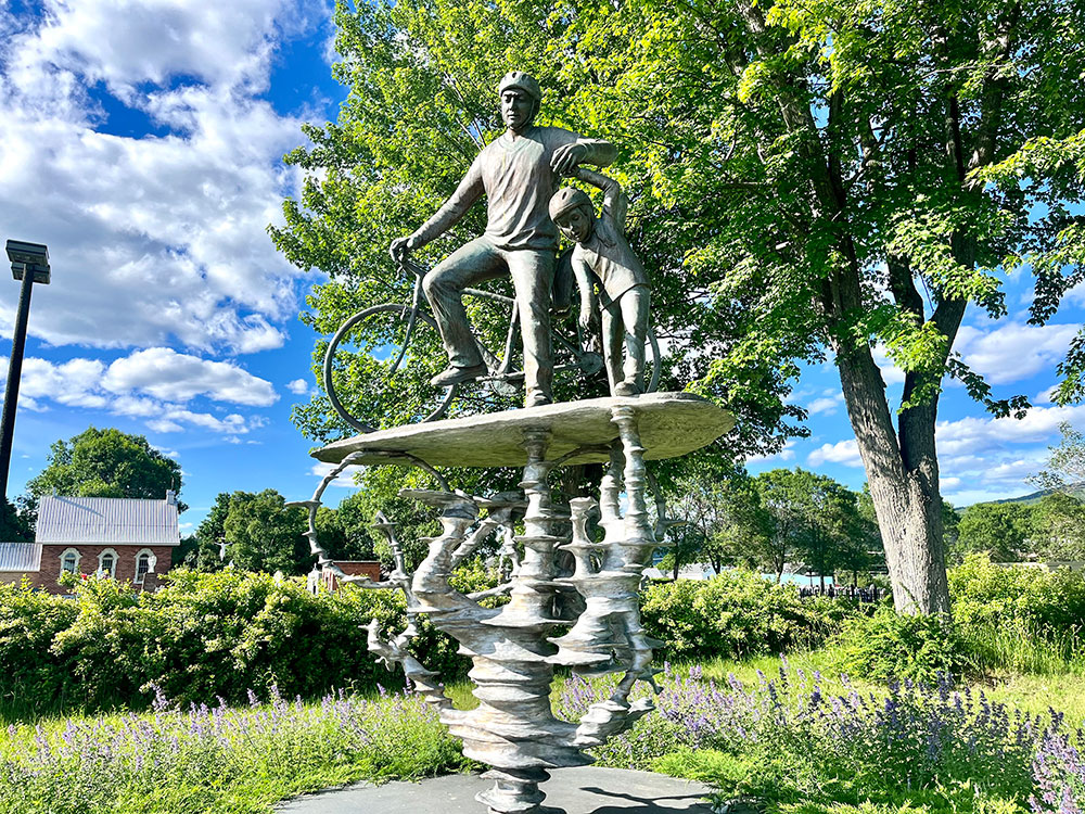 BlueCycle Circuit d'Art Public Baie-Saint-Paul